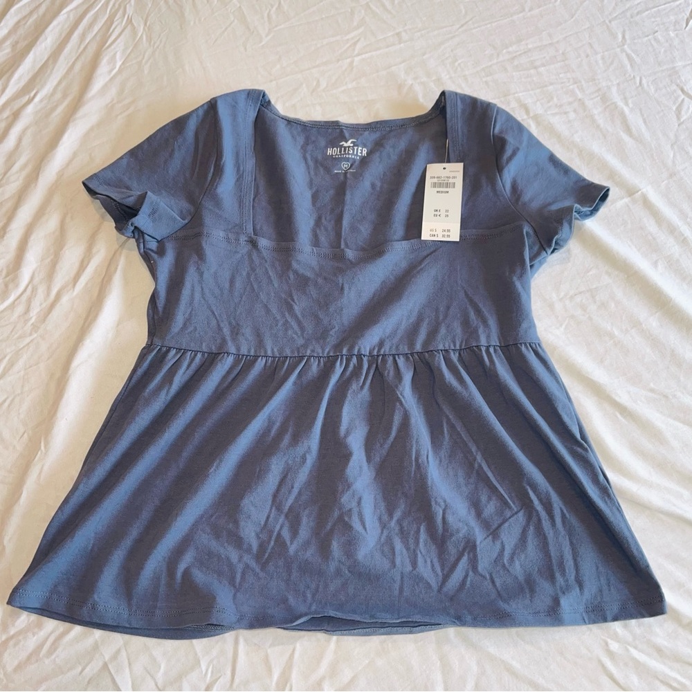 HOLLISTER NWT Medium Blue Babydoll Tee